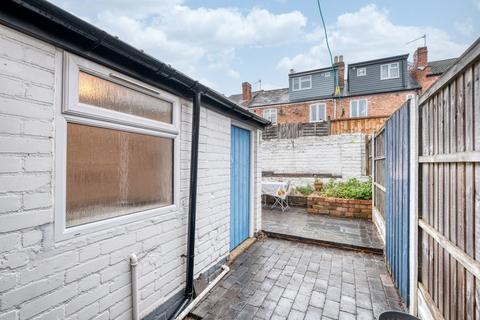 37 Middle Road, Worcester, WR2 4HT
