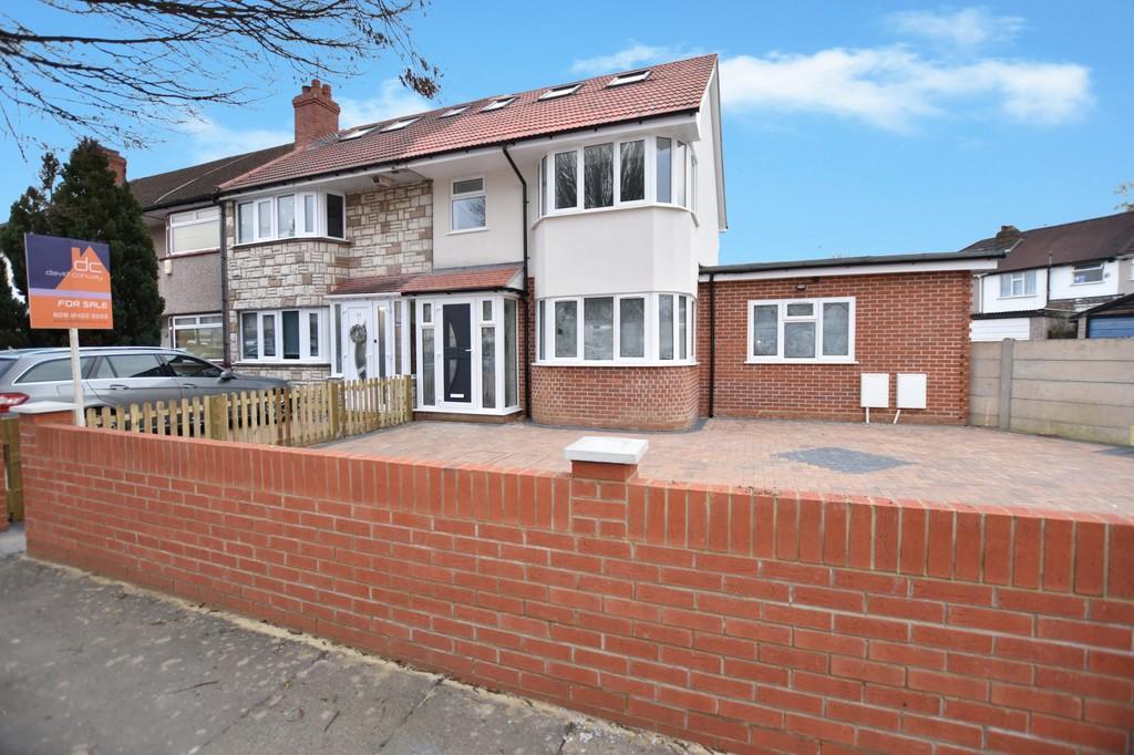 Merton Avenue, Northolt, UB5 4QF 3 bed end of terrace house £600,000