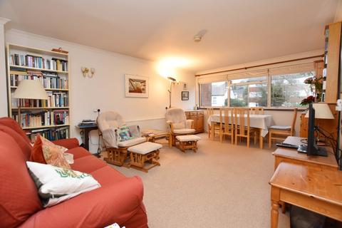 3 bedroom end of terrace house for sale - Bessborough Road, West Harrow, HA1 3DQ