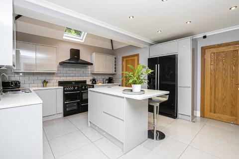 2 Broadmead Road, Woodford Green, IG8 0AY