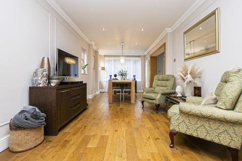 2 Broadmead Road, Woodford Green, IG8 0AY