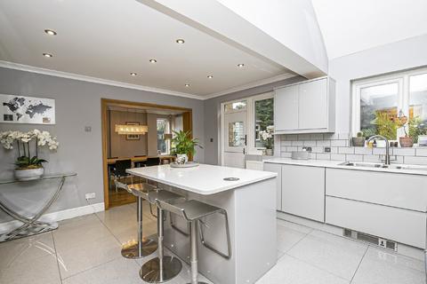 2 Broadmead Road, Woodford Green, IG8 0AY