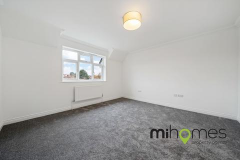 28 The Rye, London, N14 4LX