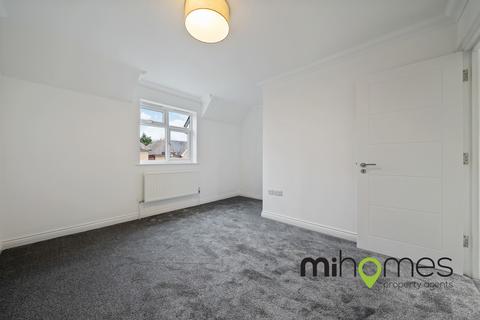 28 The Rye, London, N14 4LX