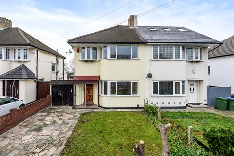 104 Woolacombe Road, London, SE3 8QL