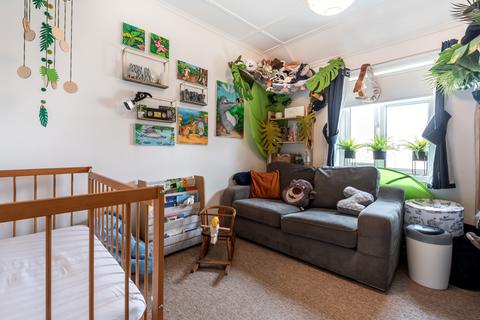 32 Will Crooks Gardens, London, SE9 6HZ