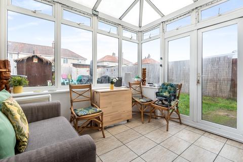 32 Will Crooks Gardens, London, SE9 6HZ