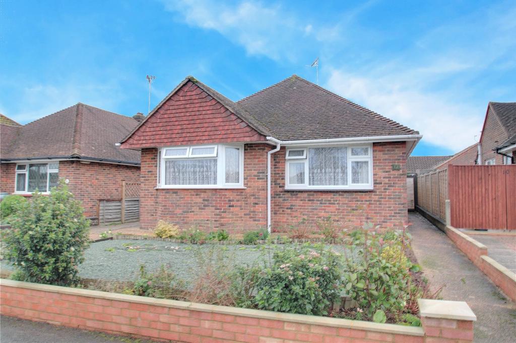 Fircroft Crescent, Rustington... 2 bed bungalow £425,000