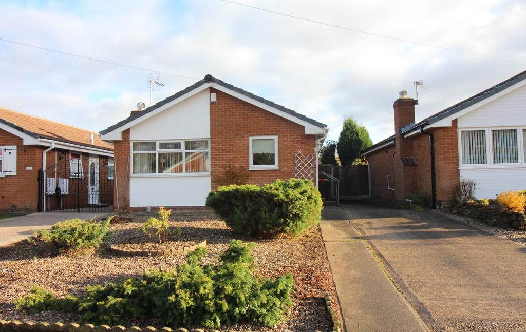 Common Lane, Hucknall, Nottingham, NG15 2 bed detached bungalow £220,000