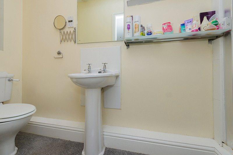 Ensuite