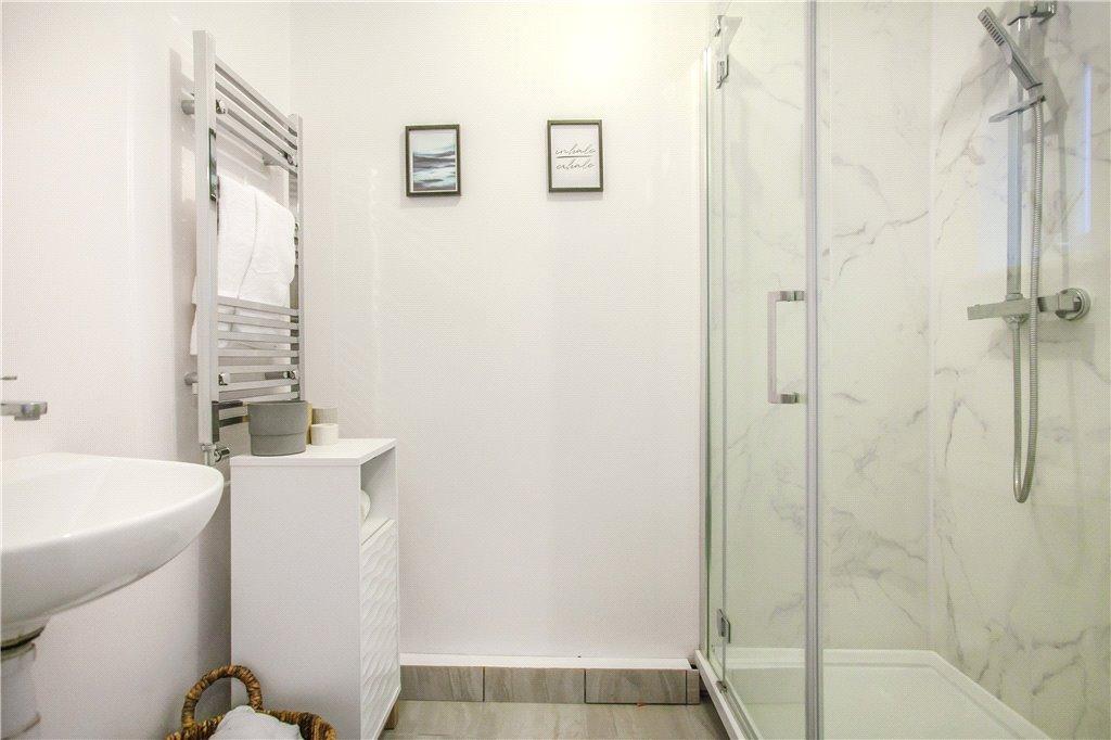 Shower-Room