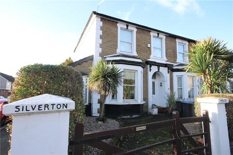 8 Dagmar Road, London, SE25 6HZ