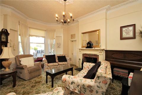 8 Dagmar Road, London, SE25 6HZ