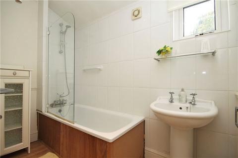 8 Dagmar Road, London, SE25 6HZ