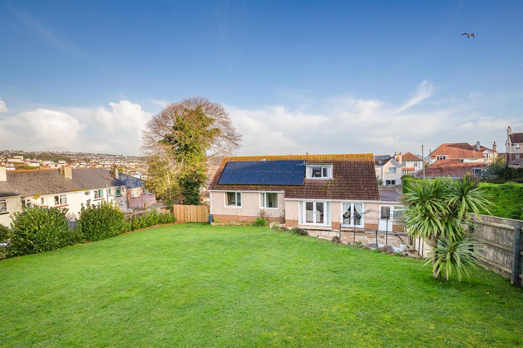 York Road, Paignton 5 bed detached house £475,000