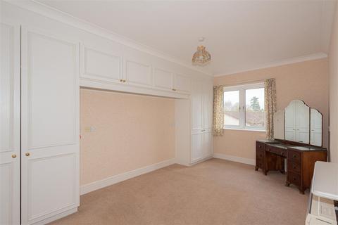 2 bedroom retirement property for sale - Alma Road, Reigate