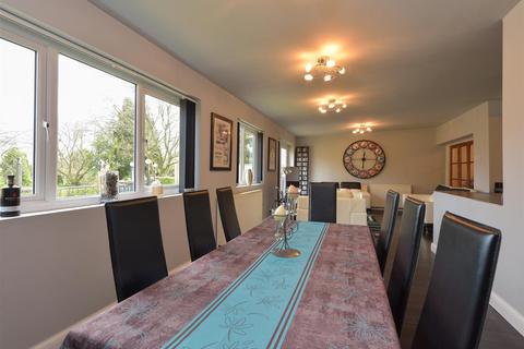 40 Sherifoot Lane, Sutton Coldfield, B75 5DT