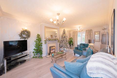 101 Long Walk, Epsom, KT18 5TU