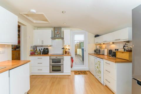 4 bedroom end of terrace house for sale - Boston Road, Horfield