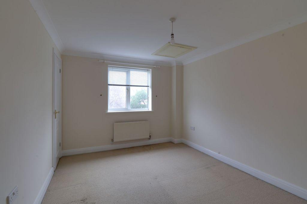 Bedroom 3 (Double)