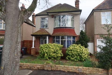 3 bedroom detached house to rent, Knole Road, Dartford, Kent