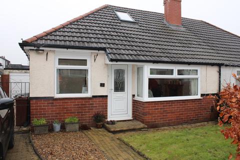 2 bedroom semi-detached bungalow for sale - Greenhill Avenue, High Crompton, Oldham