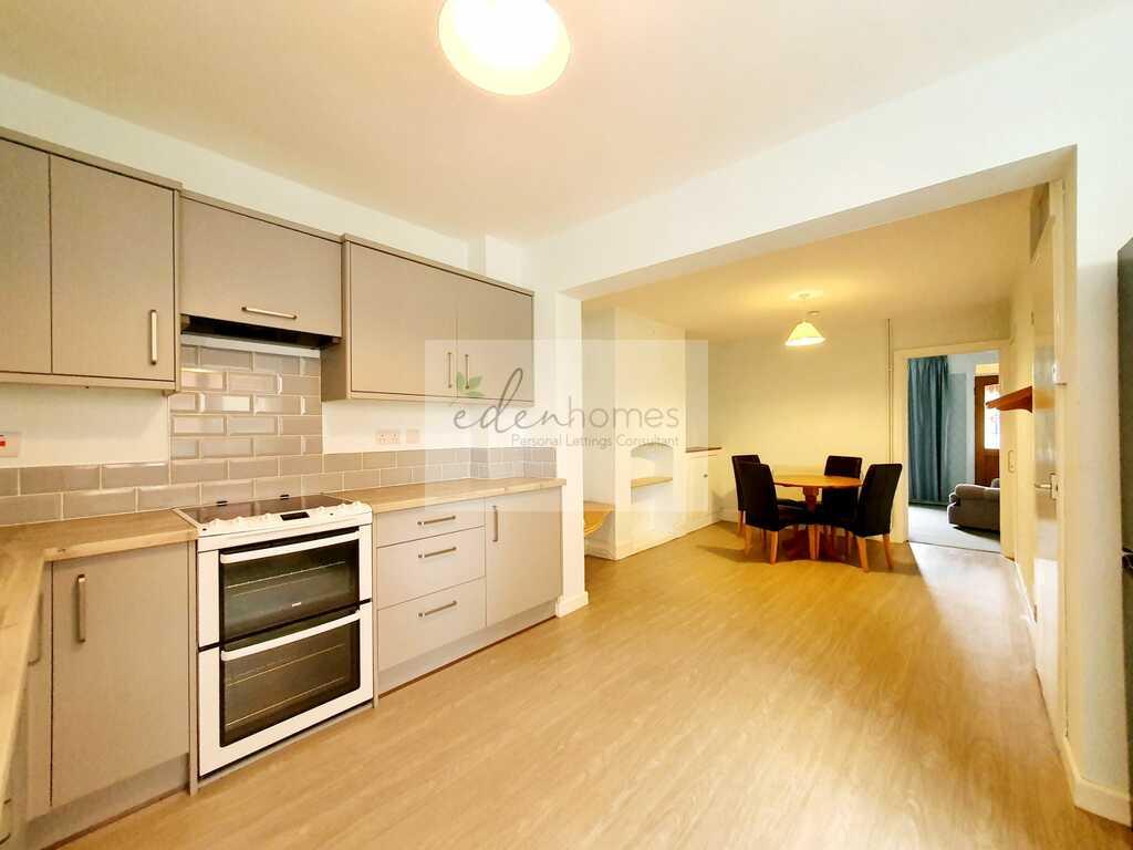 Kitchendiner - Copy.jfif