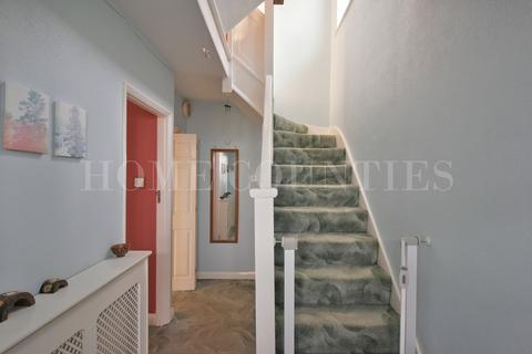 448 Mutton Lane, Potters Bar, EN6 3BB