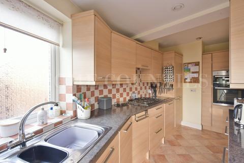 448 Mutton Lane, Potters Bar, EN6 3BB