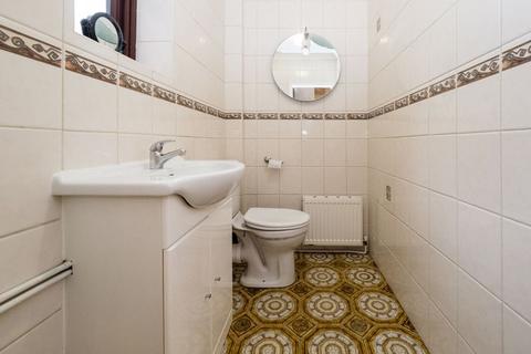 16 Priory Road, Romford, RM3 9AT