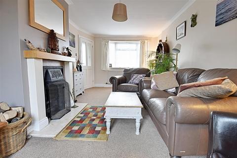 29 Heathside, Appledore, Ashford, TN26 2AT