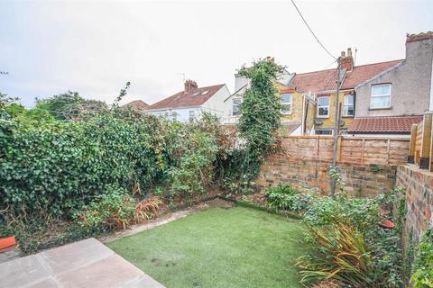 18 Sturdon Road, Bristol, BS3 2BA