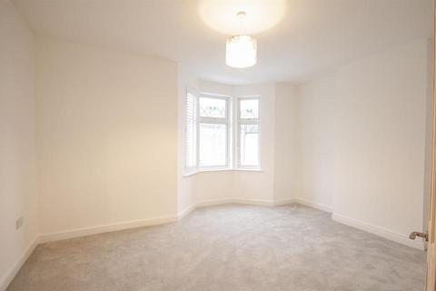 18 Sturdon Road, Bristol, BS3 2BA