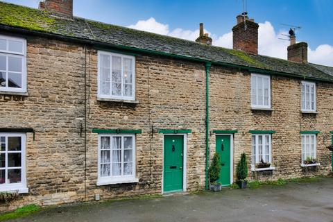 2 bedroom terraced house to rent, BAMPTON, Oxfordshire