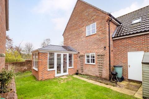 4 bedroom detached house for sale, Mill Road, Norwich NR12