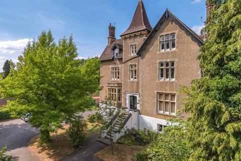 2 bedroom apartment to rent, Raglan Road, Reigate, Surrey, RH2