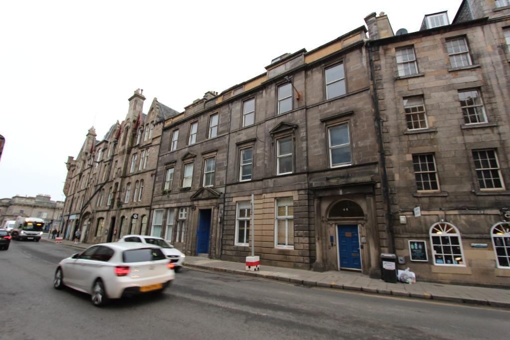 Bernard Street, The Shore, Edinburgh, EH6 1 bed flat £850 pcm (£196 pw)