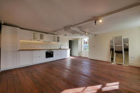 1 bedroom apartment to rent - St Johns Street, LECHLADE