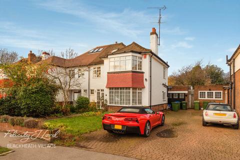 6 bedroom semi-detached house for sale - Brookway, London