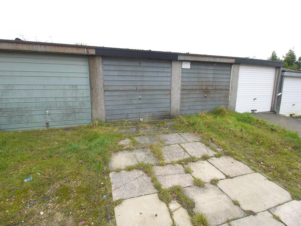 Milton Road, Dunton Green, TN13 Garage £20,000