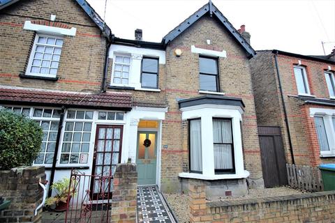 24 Abbey Grove, London, SE2 9EX