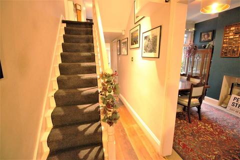 24 Abbey Grove, London, SE2 9EX