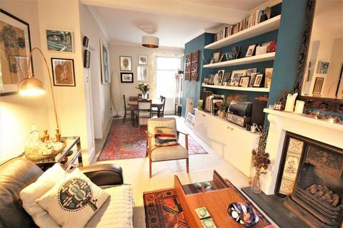 24 Abbey Grove, London, SE2 9EX