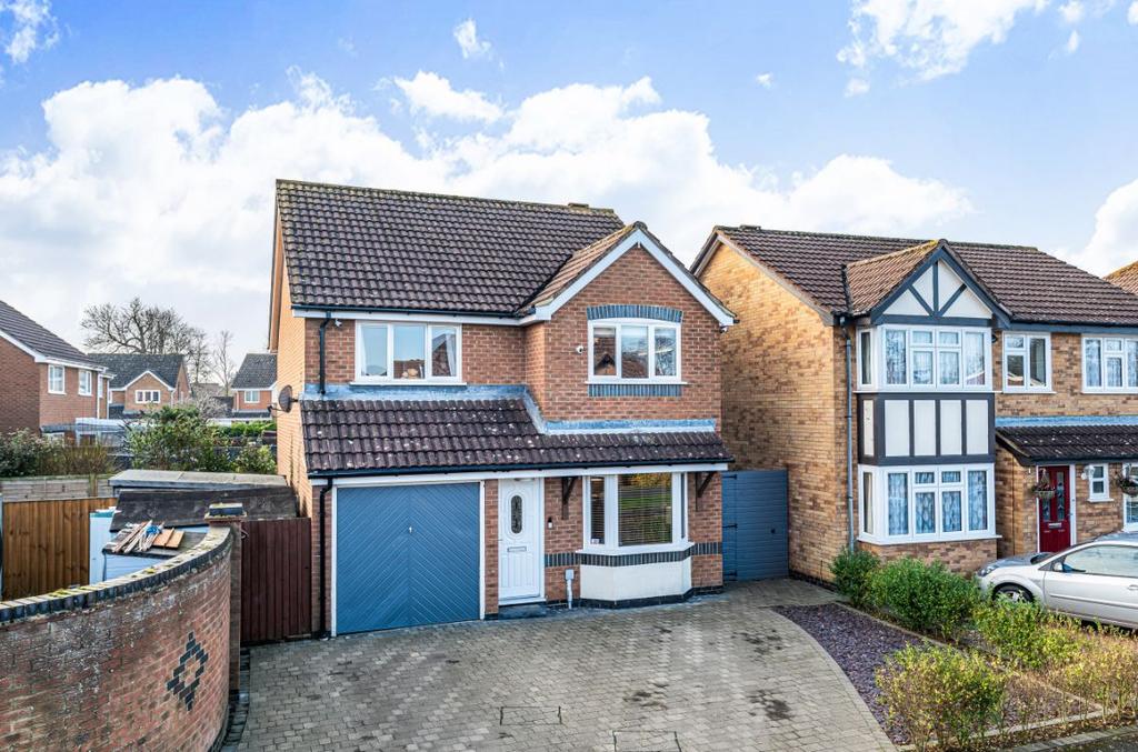 Rowan Way, Cranfield, Bedford 4 bed detached house £425,000