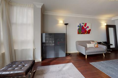 2 bedroom apartment to rent - Cheyne Walk, Chelsea