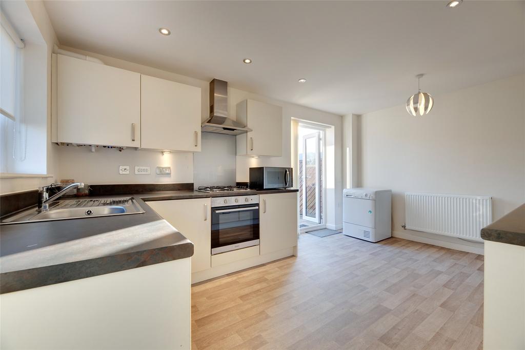 Ravensworth Road, Dunston, NE11 3 bed detached house £235,000