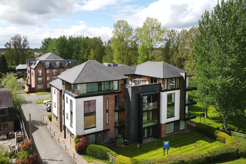 Barony Road, Nantwich 2 bed apartment to rent £2,000 pcm (£462 pw)