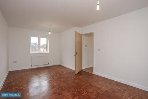 82 Morse Road, Norton Fitzwarren, Taunton, TA2 6BS