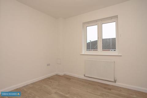 82 Morse Road, Norton Fitzwarren, Taunton, TA2 6BS