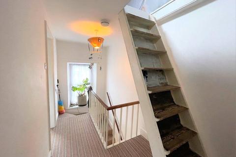 71 Heol Maengwyn, Machynlleth, SY20 8EE